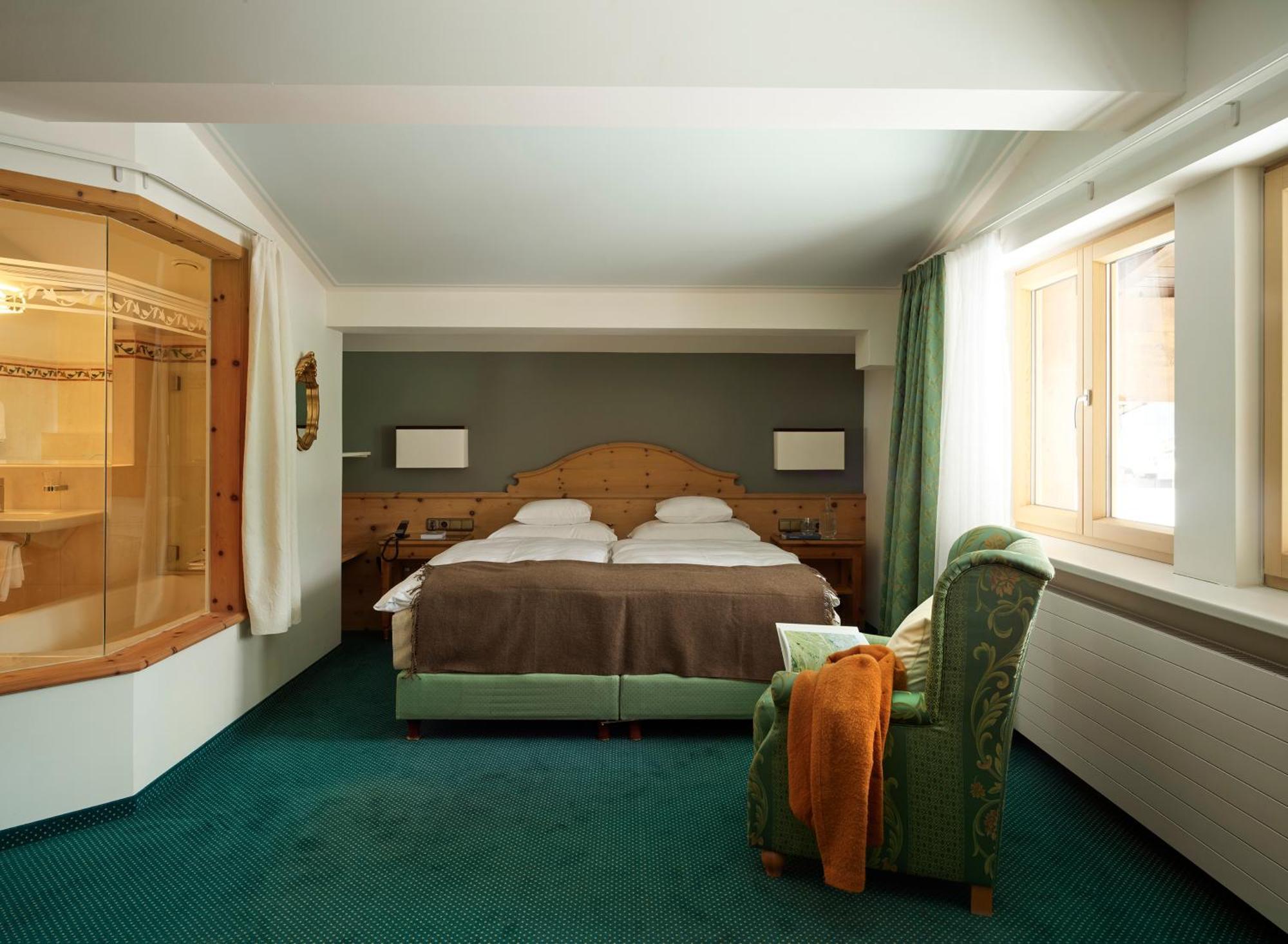 Hotel Schwarzwand Лех Экстерьер фото